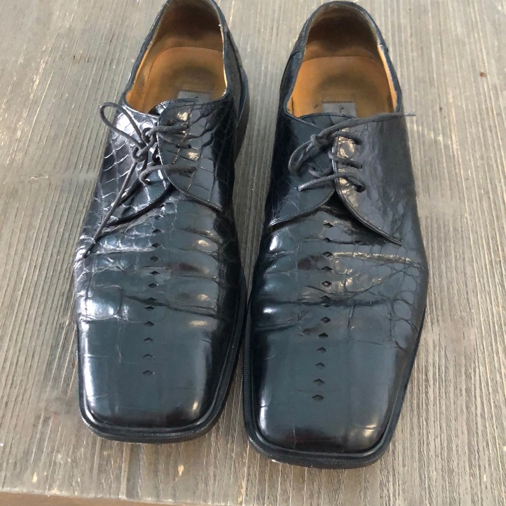 Mezlan black leather shoes size 11